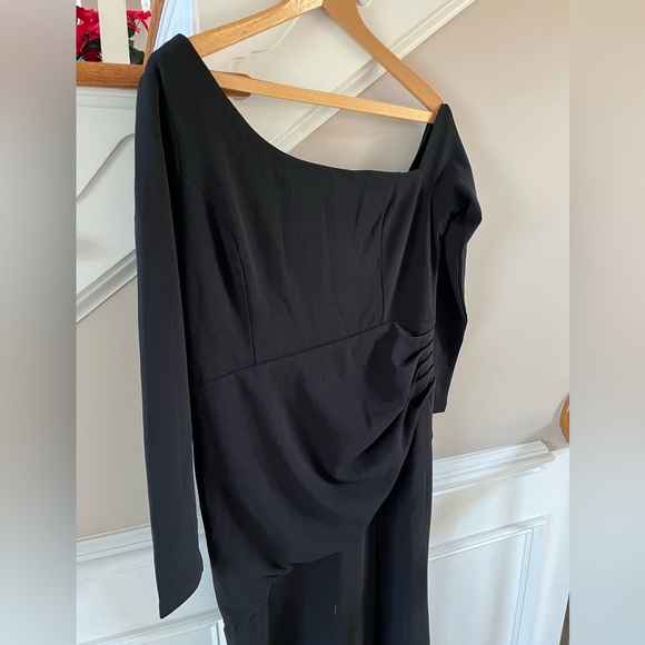 Lulus Dress - Picture 2 of 9